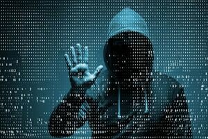 СБУ задержала хакеров, которые воровали деньги у клиентов 20 иностранных банков