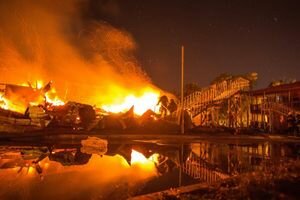 Останки сгоревших при пожаре в "Виктории" детей пролежали год под открытым небом