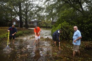 Мощный ураган Флоренс обрушился на Северную Каролину: погибли женщина и младенец