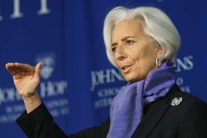 В МВФ заявили о рисках в мировой экономике и призвали остановить "торговые войны"