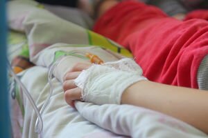 Массовое отравление в детсаду Хмельницкой области: число госпитализированных превысило 30