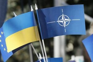 Сийярто озвучил требования для снятия вето на проведение комиссии Украина-НАТО