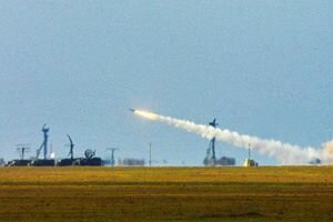 Украинские военные провели учения с зенитно-ракетными комплексами. Фото, видео