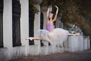 Знаменитая балерина упала в оркестровую яму во время исполнения "Авроры" в Днепре