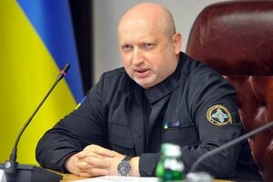 Турчинов заявил о новом мощном пакете разноплановых санкций из-за "выборов" на Донбассе