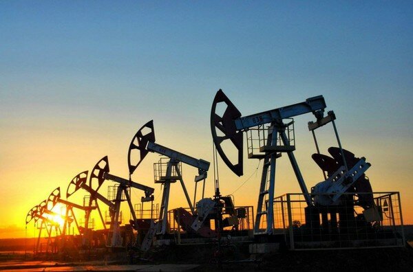 На мировом рынке резко обвалилась цена нефти Brent