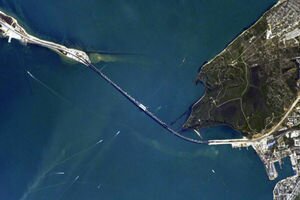 В МинВОТ показали огромное скопление судов у Керченского пролива из-за блокировки РФ