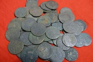 В Болгарии заключенные случайно нашли древнейшие монеты времен Османской империи