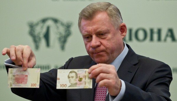 Смолий напомнил, сколько госдолга должна вернуть Украина за следующие два года