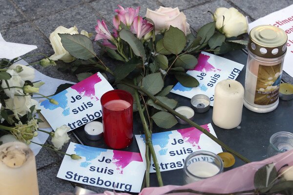 СМИ: Террорист рассказал таксисту, почему решил расстрелять людей на ярмарке в Страсбурге