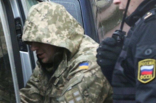 Адвокат: Вопрос освобождения украинских военнопленных находится не в судах РФ