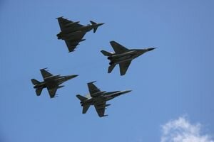 Стало известно, сколько самолетов РФ перехватили истребители НАТО за четыре дня