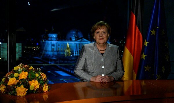 Меркель в новогоднем обращении призвала немцев не забывать уроков двух мировых войн