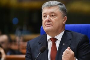 "Самое сложное позади": Порошенко заявил, что Украине удалось избежать дефолта