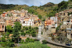 На Сицилии продают дома по €1: что об этом известно и какие подводные камни