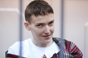 СМИ: Савченко не получала зарплату после ареста и не отсуживала ее