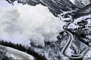 В ГСЧС предупредили о значительной опасности схода лавин в Украине