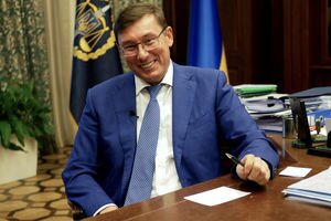 Луценко: За месяц в Украине поймали 800 взяточников