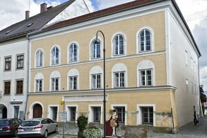 В Германии заплатят € 1 500 000 бывшей владелице дома, где родился Гитлер