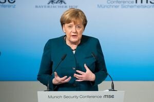"Европа не вправе разрывать отношения с Россией": Меркель высказалась о газовой политике Германии
