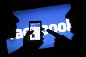 Проверка данных заказчиков: Facebook остановил всю политическую рекламу в Украине