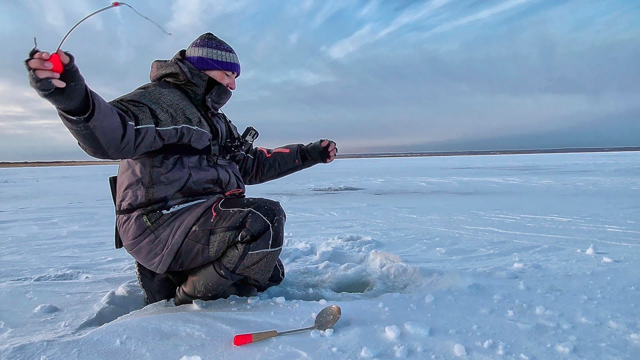 Зимня рибалка