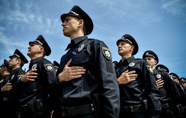 Полицейские усилили меры безопасности в Мариуполе накануне матча между «Мариуполем» и «Шахтером»
