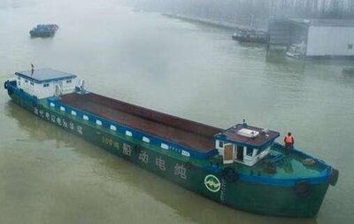 КНР спустил на воду 1-ый в мире корабль на электрической энергии