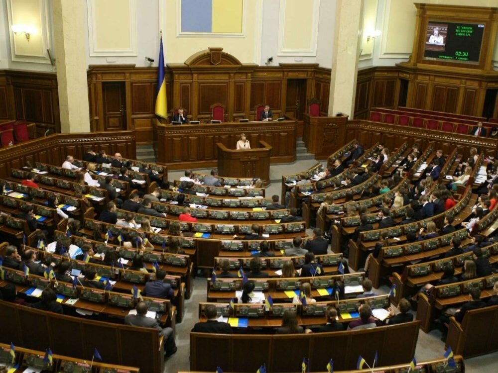 Скандальный закон по Донбассу: народный депутат назвал дату свежей «битвы»
