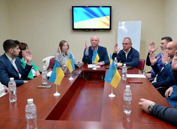 Партия «Трудовая Украина» вышла из Оппоблока и присоединилась к Партии Регионов